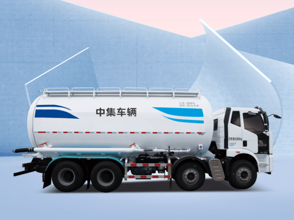 中集車輛粉罐家族實力登場，揭秘粉粒物料運輸車的"高效可靠"之道！