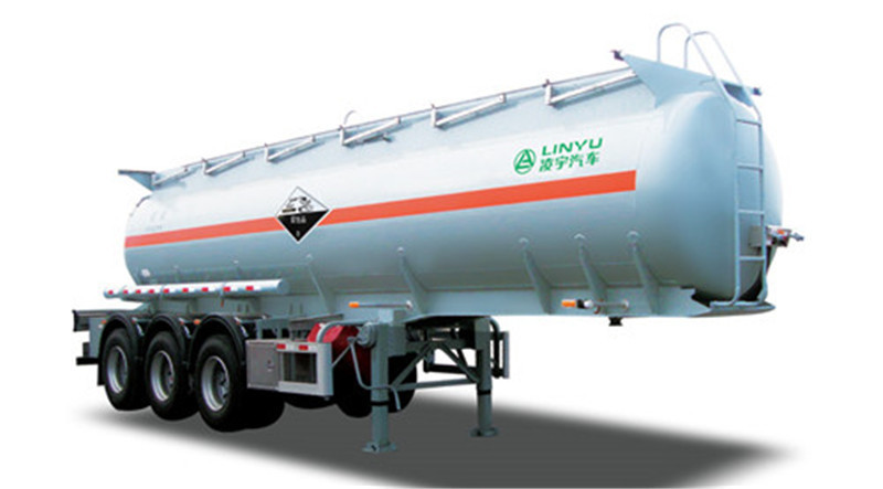 滿載氫氣瓶的?；奋嚭突炷翑嚢柢囅嘧? title=