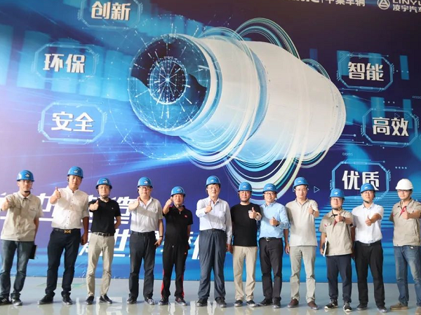 相約洛陽，品鑒智造|行業(yè)大咖到凌宇 智能產(chǎn)線獲贊譽(yù)