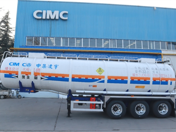 雙氧水運(yùn)輸怎么選？這款液罐告訴你答案！