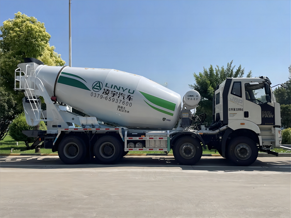 【發(fā)車新聞】解放&凌宇一體化攪拌車交付客戶！