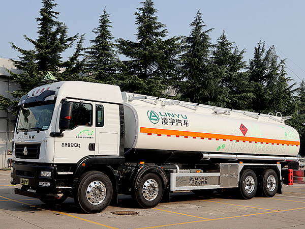【2022“超虎想象”】凌宇全新液罐車，強(qiáng)勢來襲！