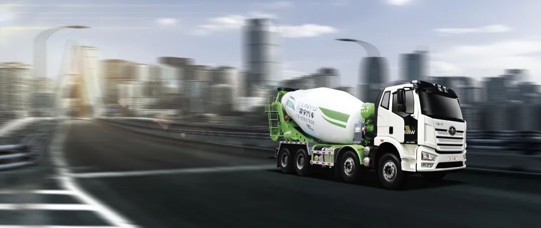 走南闖北，TA依舊一往無前，詮釋自信人生