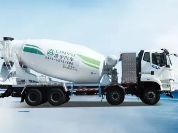 卡友購車選誰好？聽聽DeepSeek的大實話！